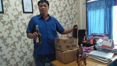 Polsek Per Cut Sei Tuan Sita Puluhan Botol Miras
