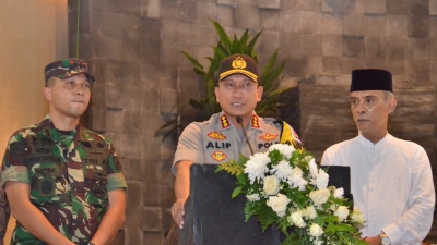 Kapolresta Tangerang Ajak Ribuan Umat Katolik Doakan Sidang MK Aman