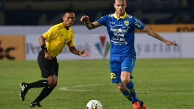 Pemain Timnas Slovenia Kritik Kualitas Lapangan di Indonesia