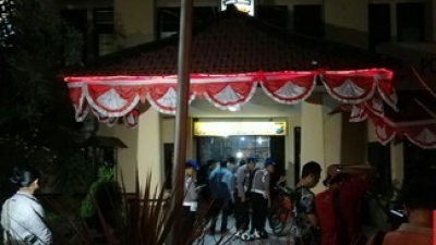 Polisi di Surabaya Diserang Orang Tak Dikenal