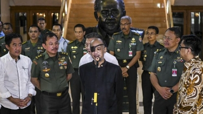BJ Habibie Sakit, 44 Dokter Kepresidenan Disiapkan hingga Tak Akan Dibawa ke Jerman