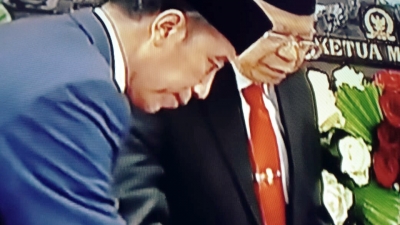 Kabinet Jilid ke II, Jokowi Pilih Menteri Berkualitas Mampu Tingkatkan SDM