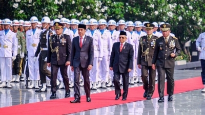 Jokowi Pimpin Upacara Hari Pahlawan di TMP Kalibata