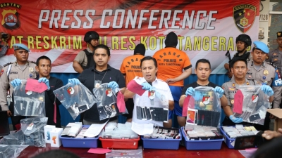 Beli HP Rusak dari Singapura, Sindikat Rekondisi Smartphone Digrebek Polresta Tangerang