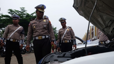 Jelang Operasi Lilin, Satlantas Polresta Tangerang Periksa Kelengkapan Kendaraan dan Personel