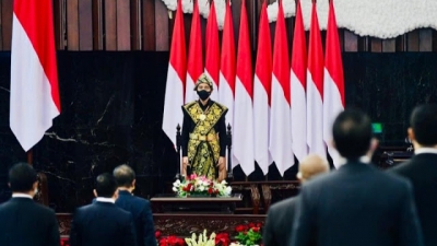 Pidato Kenegaraan Presiden Pakai Baju Adat NTT di Gedung Nusantara