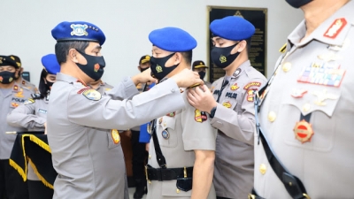 Konjen Pol Agus Andrianto Kabaharkam Pimpin Sertijab Kakorpolairud Baharkam Polri