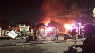 Tragedi Aksi 5 Oknum Prajurit TNI AL  Tersangka Perusakan Mako Polsek Ciracas
