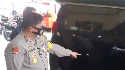 Penembakan Teman Dekat Sendiri, Secara Membabi Buta Diarahkan Pada Mobil Bos Pabrik Tekstil di Solo