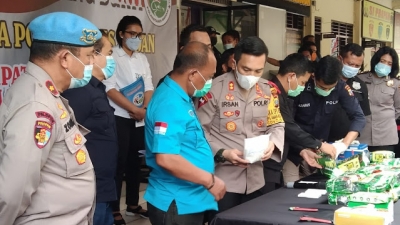 Tersangka AR Tewas Ditembak Petugas, dan Narkotika Jenis Sabu Berat 30 Kg Dimusnahkan Dengan Direbus Dalam Air Mendidih