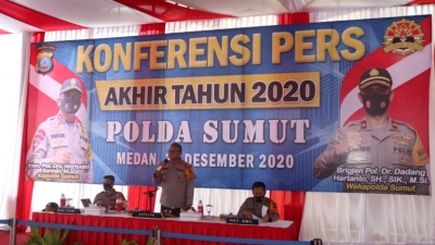 Konferensi Pers Akhir Ujung Tahun 2020, Kapolda Sampaikan Keberhasilan Polda Sumut  Berbagai Kasus