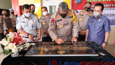 Kapolda Sumut : Meresmikan Laboratorium PCR RS Bhayangkara Tk.II Medan
