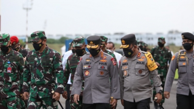 Kapolda Sumut Sambut Kedatangan Kapolri dan Panglima Kunker ke Medan