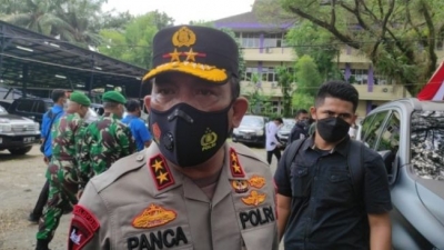 Gara-gara Isteri Pamerkan Duit Arisan di Instagram, Jabatan  Kapolres Suami di Copot