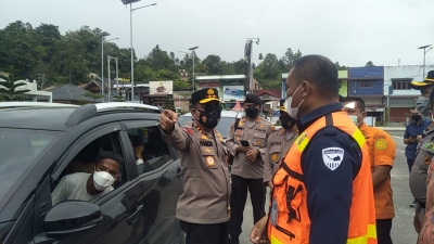 Kapoldasu Kunjungi Pelabuhan Ajibata Sosialisasikan PPKM Level 3