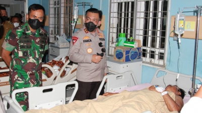 Kapoldasu Jenguk Di Rumah Sakit Korban Ledakan Bom Ikan Di Sibolga