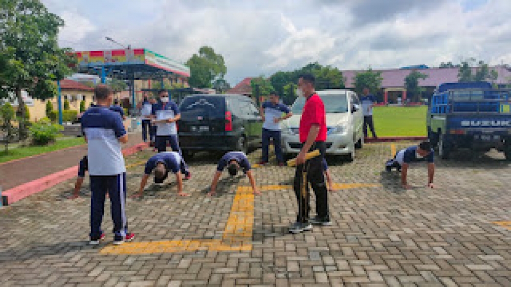 Personil Polresta Deli Serdang Mengikuti Tes Kesamaptaan Jasmani