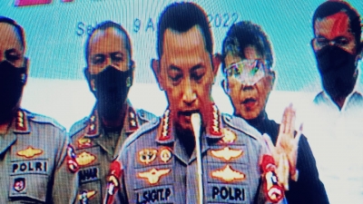 Kapolri Sigit : Timsus Bareskrim Polri Dapat Titik Terang Secara Scientific, Tidak Ada Fakta Tembak Menembak di Rumah Dinas Mantan Kadiv Propam