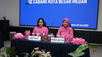 Ketua Bhayangkari Cabang Medan, Minta Ibu-Ibu Bhayangkari Jauhi Gaya Hidup Hedonis
