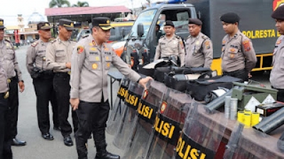 Kapolresta Deli Serdang AKBP Raphael Sandhy, Jelang Pemilu 2024 Periksa Kenderaan Dinas Polri