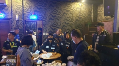 Polda Sumut Razia Hiburan Malam Pub Shoot dan Karaoke X Tend. Didapat 14 Orang Pengunjung Positif Narkoba