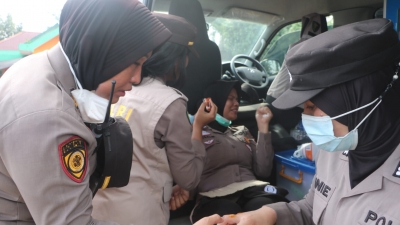 Personil Polwan Polres Labuhan Batu, Jadi Korban Penganiayaan Oleh Masyarakat Pembuat Kerusuhan