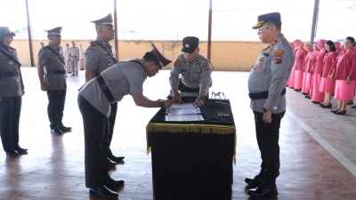 Polres Labuhanbatu Laksanakan Upacara Penyerahan dan Serah Terima Jabatan