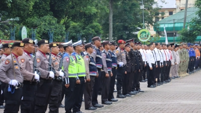 Kapolres Tebing Tinggi Pimpin Upacara Hari Bhayangkara Ke-78 di Lapangan Merdeka