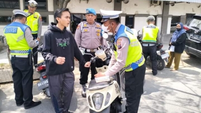 Operasi Patuh Toba 2024 Polres Pelabuhan Belawan Keluarkan 18 Tilang dan 25 Teguran