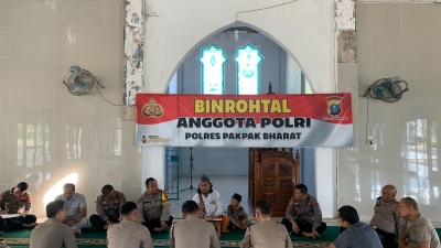 Tingkatkan Iman Dan Taqwa Kepada Personil Polres Pakpak Bharat Melaksanakan Bimbingan Rohani Dan Mental