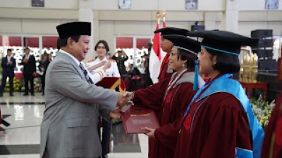 Menhan Prabowo Hadiri Wisuda 425 Mahasiswa Unhan RI: Perjalananmu Harus jadi Pengabdian