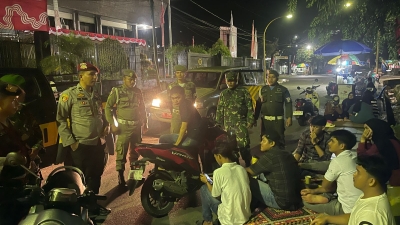 Pastikan Sibolga .Kondusif, Polres Sibolga. Laksanakan Patroli Skala Besar