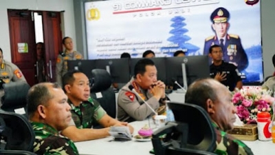 Panglima TNI dan Kapolri Menyatakan, 