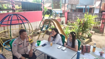 Jelang Pilkada Serentak Bhabinkamtibmas Polres Sibolga, Kunjungi Warga Jaga Kamtibmas