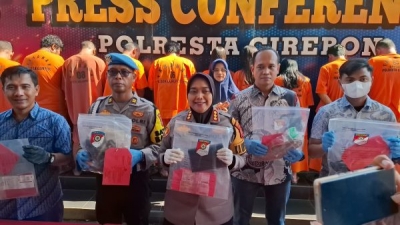 Polresta Cirebon Ungkap Curi Emas Modus Hipnotis Ngaku Petugas Dinas Kesehatan Akhirnya Sangkut di Terali Besi