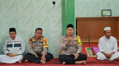 Kapolres Sibolga Kunjungi Masjid Al-Ikhsan Sibolga Dalan Silaturahmi Jumat Curhat