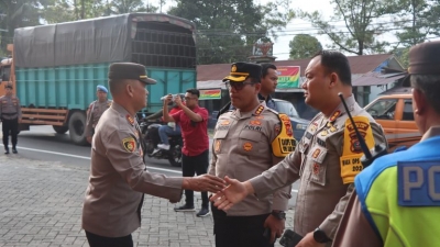 Kapolrestabes Medan Kombes Pol Gidion. Jelang Tahun Baru 2025 Cek Kesiapan Jalur Puncak Medan Berastagi