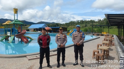 Polres Pakpak Bharat Saat libur Laksanakan KRUD di Lokasi.Wisata