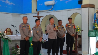 Polres Sibolga Sambangi Gereja Katholik Katedral Sibolgs Laksanakan Minggu Kasih