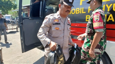 Korban Kebakaran Pasar Nauli Sibolga Dapat Bansos Dari Polres Sibolga