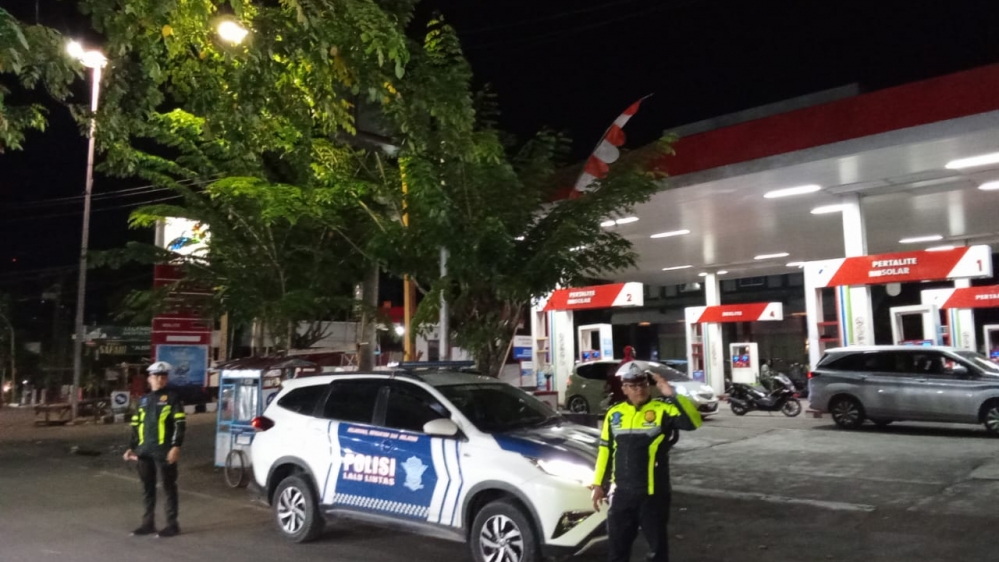 Personel Satuan Lalulintas Polres Sibolga,Laksanakan Patroli Blue Light