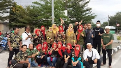 Keluarga Besar  NARASI Presisi NKRI Peringati HUT ke-4  Wujudkan Rasa Peduli Berbagi Takjil Ramadan Sama Pengguna Jalan