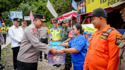 Kapolda Sumut Tinjau Pos Pelayanan Dan Pengamanan Terpadu Idulfitri Di Wilayah Tanah Karo