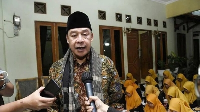 Pondok Buntet Pesantren, KH Adib Rofiuddin Kinerja Polri Sukses Amankan Mudik Lebaran