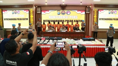 Polda Kaltim Ungkap Peredaran Narkoba Di Samarinda-Balikpapan, 8 Orang Jadi Tersangka