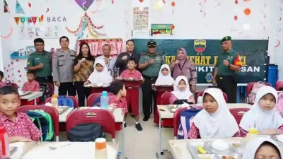 Kodam I/BB Gelar Program Makan Sehat Bergizi Bagi 250 Siswa SD Negeri di Medan Baru