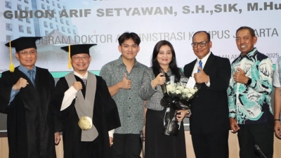 Kombes Pol Gidiom Arif Setyawan Peroleh Gelar Doktor Dari Universitas Brawijaya