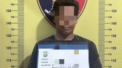 Bongkar Gudang AS Digelandang Tim Opsnal Reskrim Polsek Sibolga Selatan