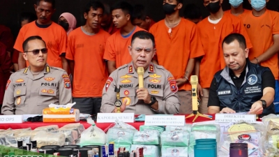 Pengedar Sabu 2 kg diringkus Sat Narkoba Polres Pelabuhan Belawan, Kapolda Sumut : 