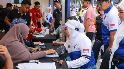 Momen HUT Bhayangkara ke-79, Polda Sumut bersama Masyarakat Donor Darah untuk Sesama